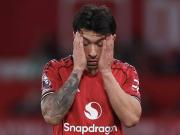 内维尔：当失去关键球员时曼联变得不协调；利马的判罚有点重