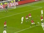 内维尔解说时说“利兹需要打进第2球”，话音未落曼联就被进了