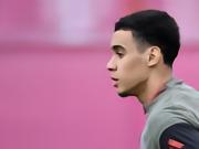 卡恩：我被误解了；如果穆西亚拉准备好了那他就应该踢世界杯