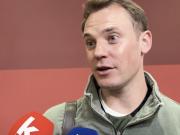 诺伊尔：居莱尔的任意球踢得很好，速度也很快；比赛起伏很大