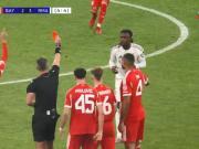 拉奥斯谈卡马文加被罚下：裁判分心了，他的黄牌尺度很不合理