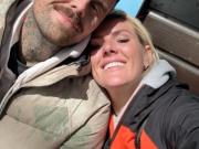  切尔西女足后卫布赖特社媒公开新恋情，新男友是网红理发师