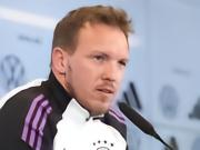 记者：曼联内部讨论聘请纳格尔斯曼的可能，但尚未有正式接触