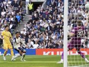 许尔策勒：三笘薰的进球像范巴斯滕，所有踢球的人都知道难度