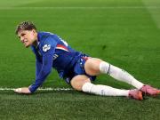 低迷，加纳乔对阵曼联15次丢失球权+0次成功传中、0次射正