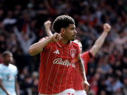 连入三球，吉布斯-怀特职业生涯首次上演帽子戏法