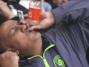 今晚阿森纳什么水瓶？曼城“水瓶哥”又带着枪手水瓶来看球了