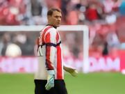 诺伊尔收获个人第13座德甲冠军，追平穆勒并列历史第一