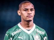 记者：爱德华多-孔塞桑暂停和曼城谈转会，正在等待巴萨行动