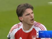 终场哨响后赖斯鼓励队友：争冠还没结束