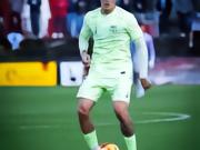 巴萨官方：二队后卫帕西菲科左膝前十字韧带断裂，将接受手术