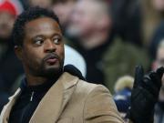 埃弗拉：沃尔科特居然拿这支阿森纳和08年曼联比，我真的无语