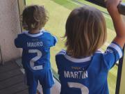 温馨，卡瓦哈尔妻子带孩子一起看丈夫的训练