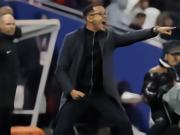 记者：切尔西高层开会讨论球队现状，罗塞尼尔周末将继续带队