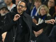 马特-劳：切尔西正在基地开会，以决定是否解雇罗塞尼尔