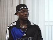 博格巴：在曼联受斯科尔斯和吉格斯影响；最初不敢对前辈还手