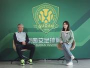  漫谈张稀哲已经更新啦～对话在球队出发去客场的前一...