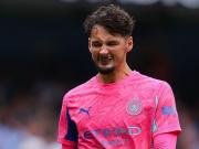 记者：若大马丁离队，维拉有意引进曼城门将特拉福德