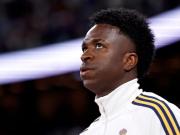 阿斯：皇马内部对维尼修斯去留仍存争议，旧将建议续约后套现