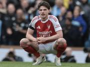 内维尔：赖斯鼓励队友争冠未结束时，我在想你们已经没戏了