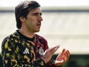 罗布森：纽卡绝不会轻易放走托纳利，就像我们不可能放走B费