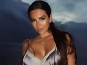 欧文女儿已成为一名赛马运动员，勇气和技巧令专家们惊叹不已