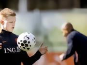 斯米特：如果巴萨邀请我谈判，我完全愿意并且正好有时间