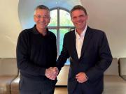 拜仁官方：西克斯特当选行政顾问委员会新任主席