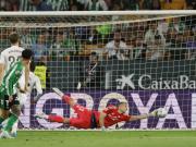 3次扑救+1次最后一人抢断，卢宁当选贝蒂斯vs皇马全场最佳