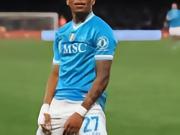 这就是我们的Ali ！像蝴蝶般飞舞，像蜜蜂般蜇人