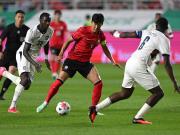韩国3-0厄瓜多尔，孙兴慜任意球世界波，吴贤揆、李东炅破门