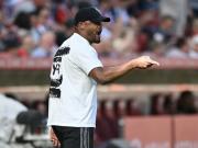 凯恩谈孔帕尼中场发火：他对我们说了一些很严厉的话，这没错