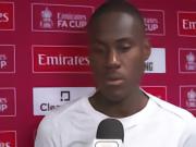 查洛巴：恩佐永远拼尽全力，跑动很积极，全心全意为球队效力