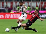 自意甲采用双循环赛制以来，米兰和尤文首次两回合均未能破门