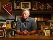 科尔：库里和乔丹是不同的领袖，詹姆斯是历史最伟大运动员