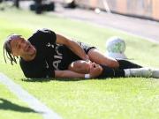 赛季提前报销，西蒙斯本赛季代表热刺出场41次，贡献5球6助攻