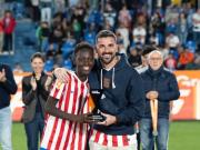 阿斯：皇马将从马竞U12签下维克托-科雷亚，他已与队友告别