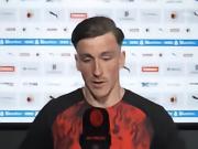 萨56：中楣的射门？我准备起脚之前，球出现了一个微小的反弹