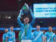 斯通斯社媒告别曼城：一切都无比美好，将永远与我同在