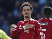 泰晤士：琼斯需考虑在利物浦的未来，国米维拉对他有兴趣