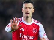 秀操作，马丁内利在抢圈训练中展示360度转身传球