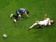 England vs Argentina halftime stats: 3 shots total, 0 on target; 7 fouls to Argentina's 12; 1 yellow card to Argentina's 1.