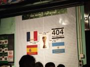 An English-Argentine battle in an Irish pub