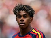 TA: Yamar's goal tally surpasses Messi and Ronaldo at the same age, but he needs to contend with the risk of premature aging.