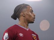TA: Roma make another €46 million bid for West Ham winger Somerwell.
