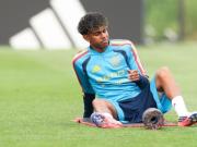 Gazzetta dello Sport: Yamal's left thigh injury has not yet fully recovered.