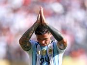 Enzo, after receiving two yellow cards and being sent off, clasped his hands together and pleaded for forgiveness from the Argentine fans.