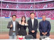 电竞主持小钰晒出与多位名宿的合影：能参与世界杯工作太幸福