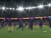 生命之歌，巴萨球员和球迷赛后全场大合唱《Viva la Vida》