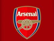 2018年曼城英超夺冠游行吸引了10万球迷到场；...